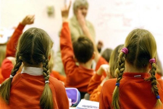 İngiltere Eğitim Sisteminde; Sınıflar, Doğum Tarihlerine Göre Belirlenir!